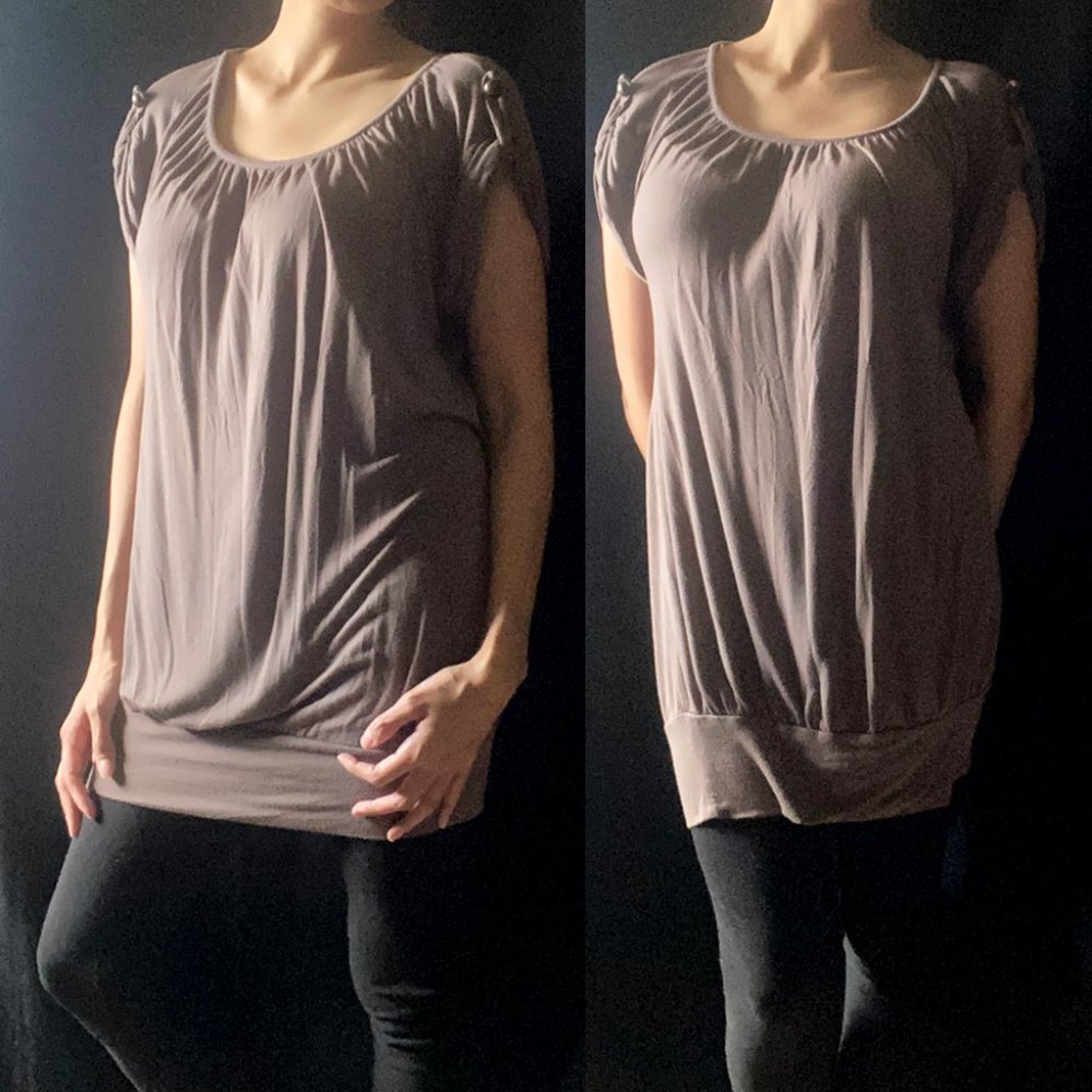 ⭐️ Twenty One Tunic Top